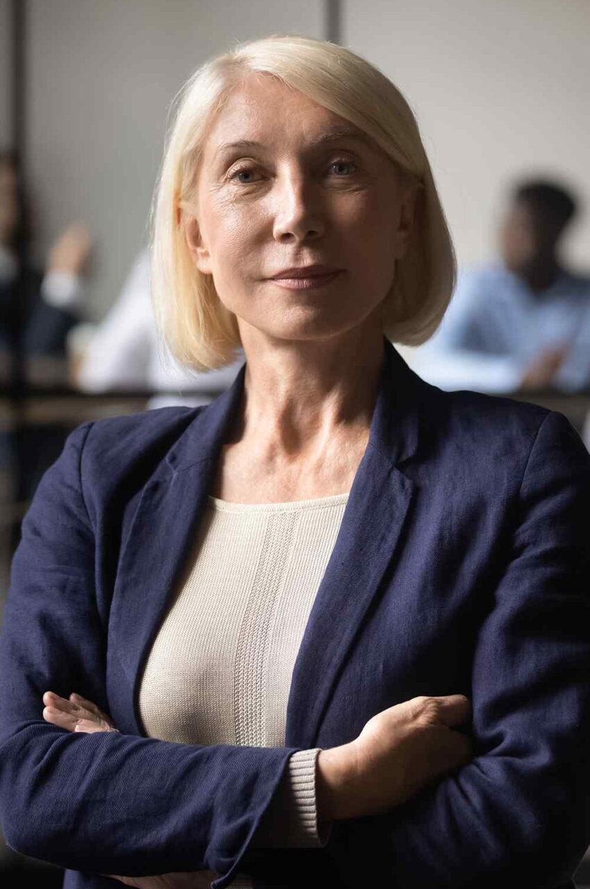 https://venacreativa.subdominioweb.online/wp-content/uploads/2019/02/team_04-850x1280.jpg