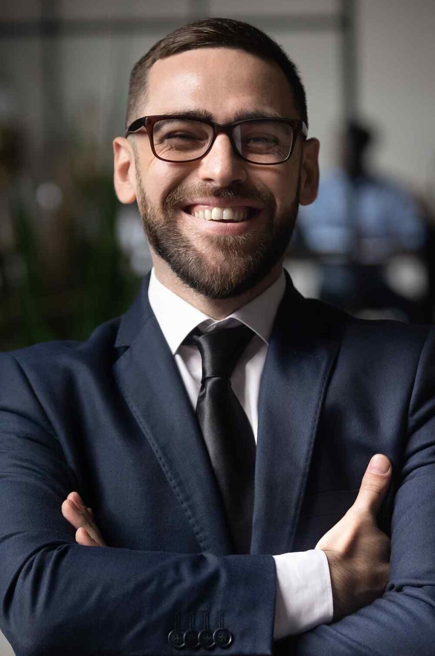 https://venacreativa.subdominioweb.online/wp-content/uploads/2020/08/team_05-850x1280.jpg