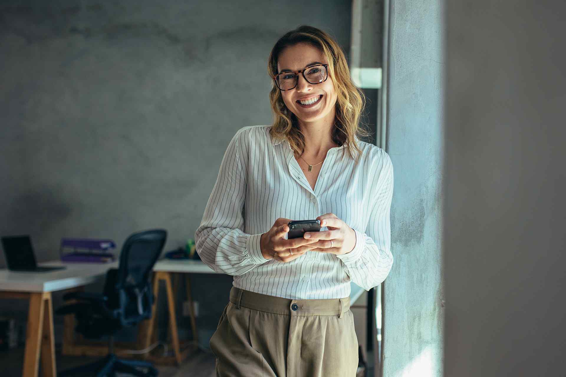 https://venacreativa.subdominioweb.online/wp-content/uploads/2020/09/fluid_hero_08.jpg